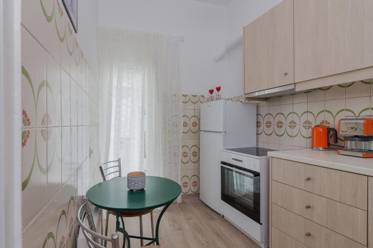 أثينا Nice Studio In Pagkrati المظهر الخارجي الصورة